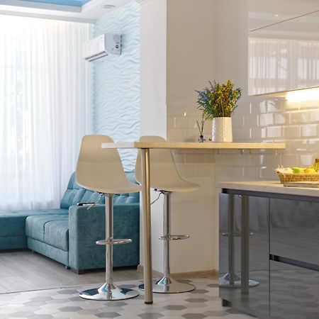 Апартаменты Магнит У Моря Odessa Extérieur photo