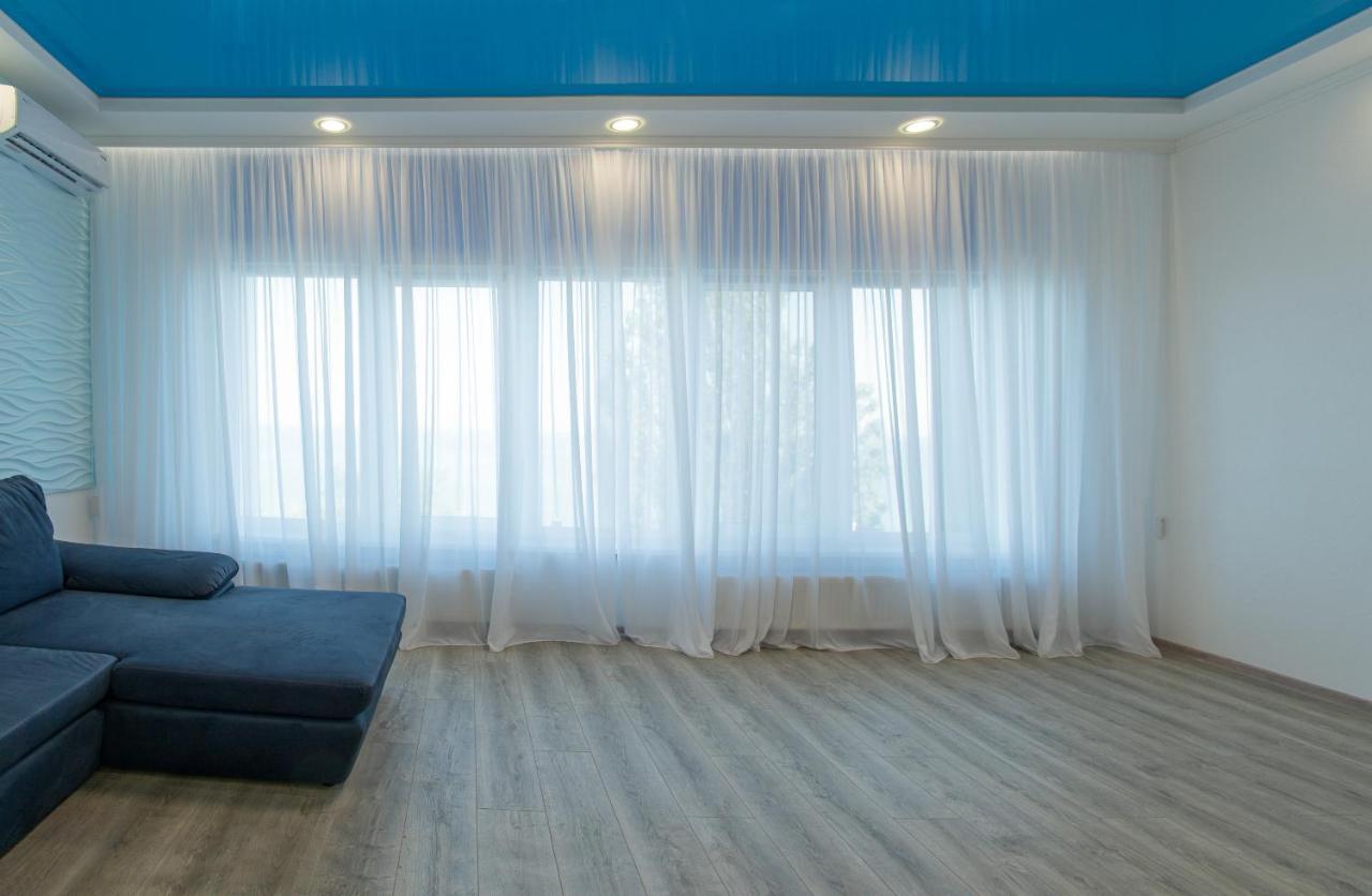 Апартаменты Магнит У Моря Odessa Extérieur photo