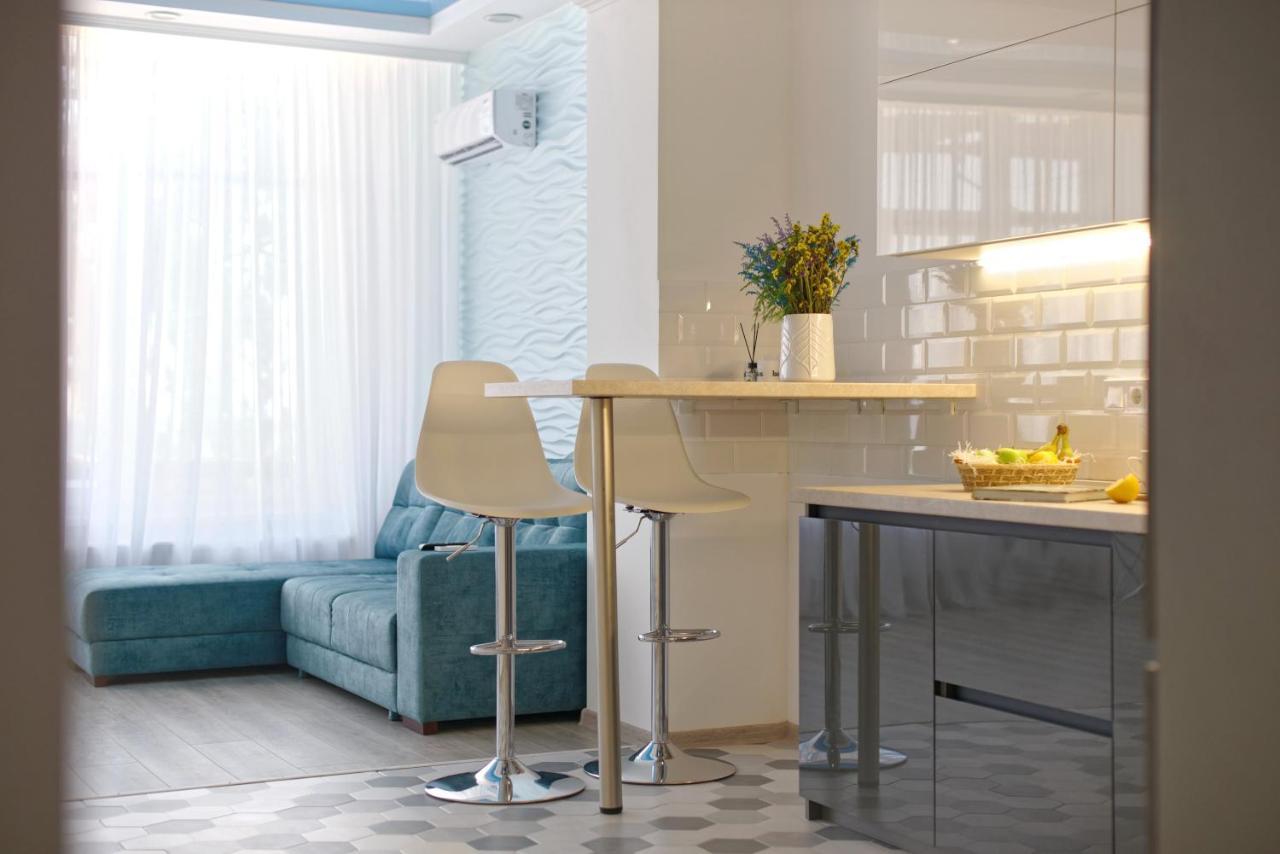 Апартаменты Магнит У Моря Odessa Extérieur photo