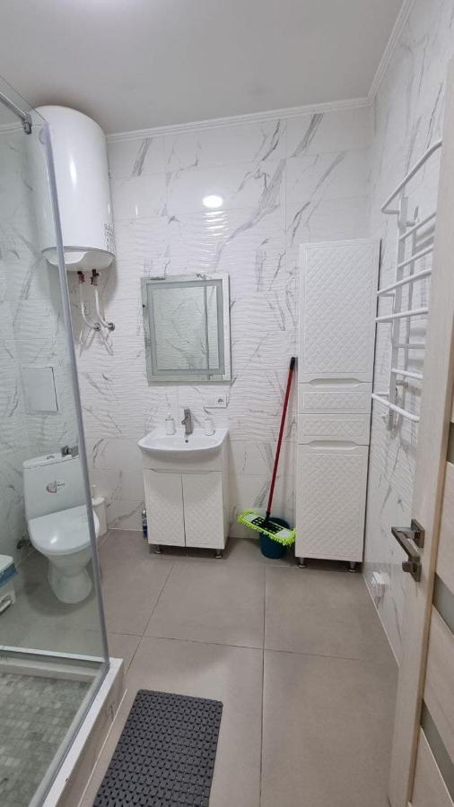 Апартаменты Магнит У Моря Odessa Extérieur photo