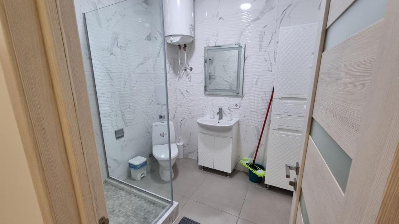 Апартаменты Магнит У Моря Odessa Extérieur photo
